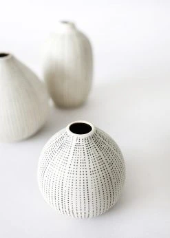 Afloral Set Of 3 Dotted Stoneware Bud Vases - 3.4-4.75