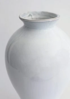 Afloral Ceramic Tall Glossy Vase In Blue-Washed White - 16